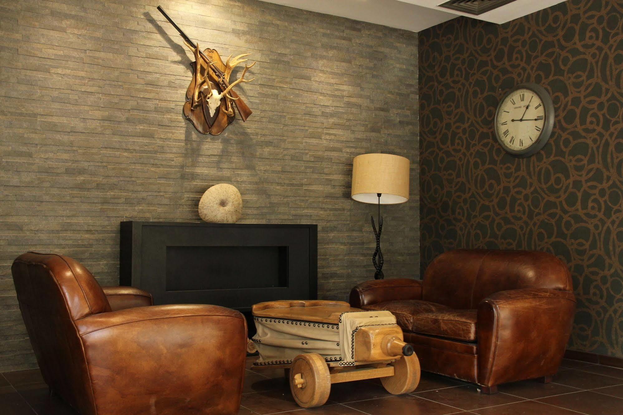 Ibis Styles Chatenay Malabry Paris Sud Bagian luar foto